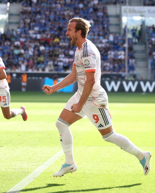 Wayne Rooney vs. Harry Kane: A Tale of Two Strikers